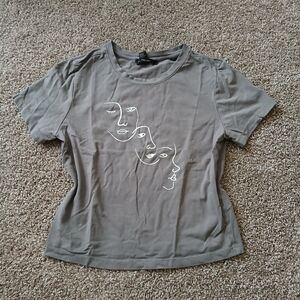 🧚‍♀️​Forever 21 Minimalist Line Art Face Graphic Tee